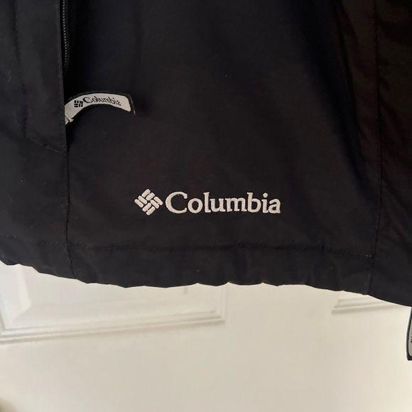 Columbia Black and White Jacket - Picture 4 of 6